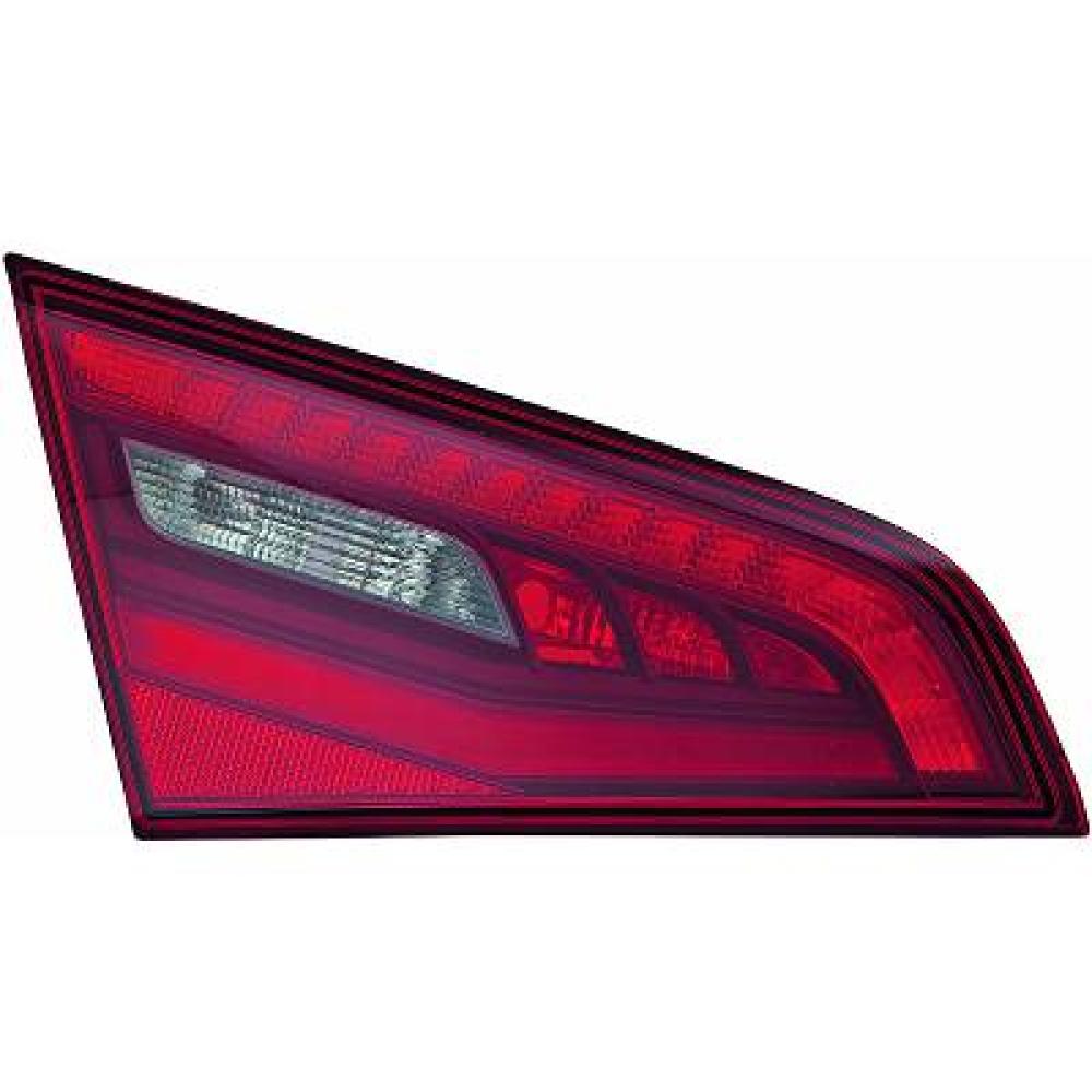 Feu arrière gauche — Audi A3 Berline/Sportback (Typ8V) (2012-2016)