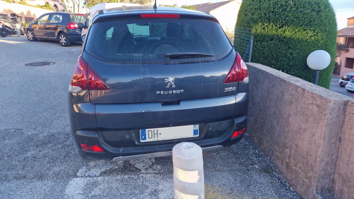 Peugeot 3008 1.6 THP 150 ch Allure – 2014 – 159 831 km – Toit panoramique